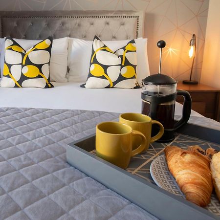Elliot Oliver - Modern 2 Bedroom Town Centre Apartment Cheltenham Dış mekan fotoğraf
